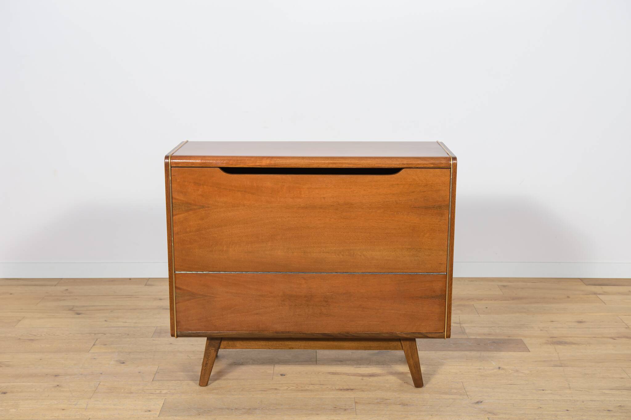 Mid-Century Model U391 Bar Cabinet by Bohumil Landsman for Jitona.