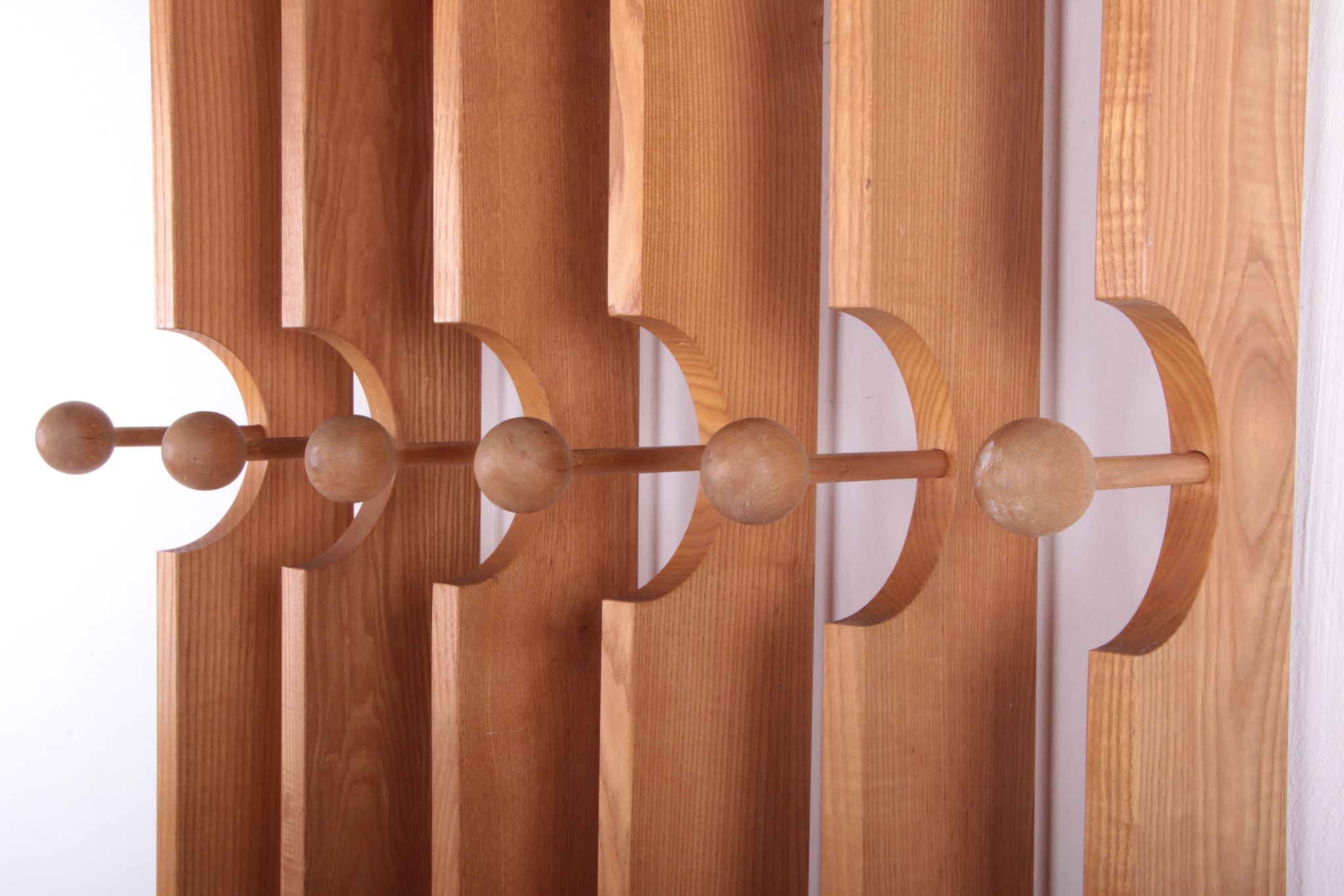 Arspect-Spectrum Coat rack Rare edition 1974, Essen wood Netherlands
