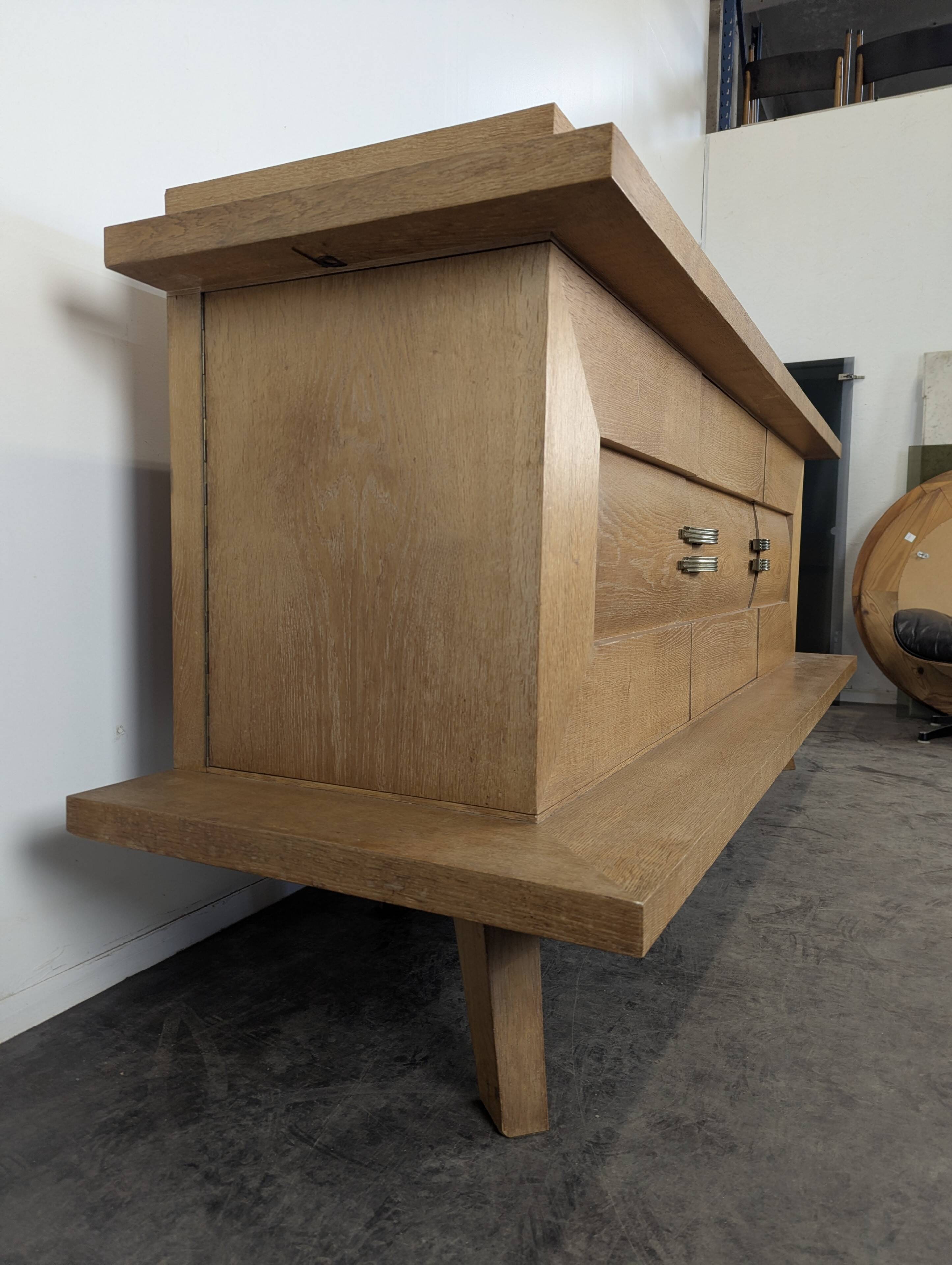 Enfilade moderniste période Perret en chêne clair