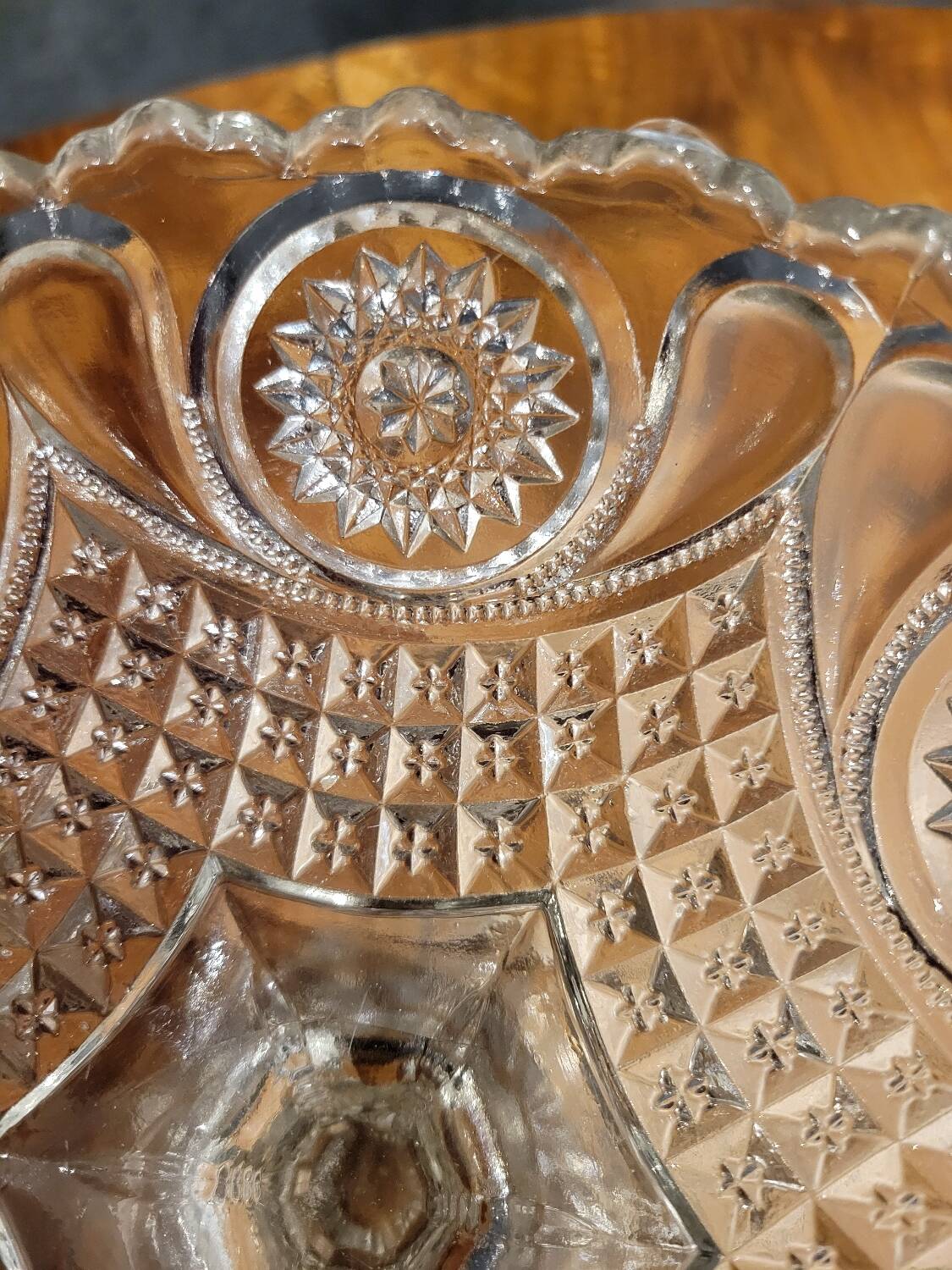 Glass footed cup