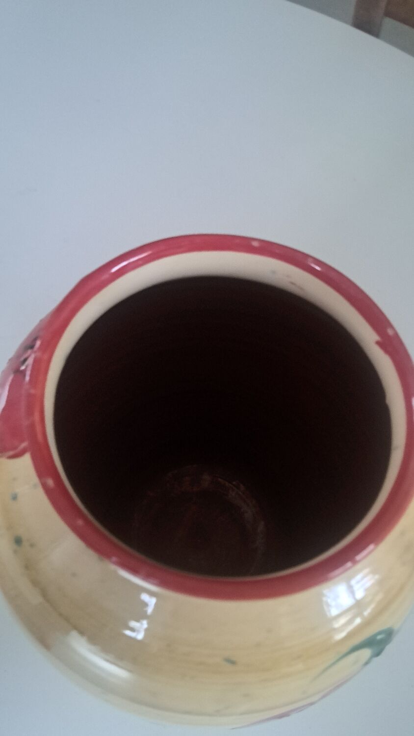 Fine vase from Moustiers CZ