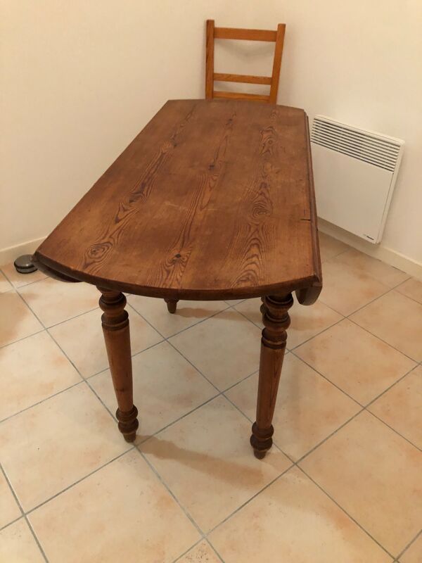 Table Louis Philippe