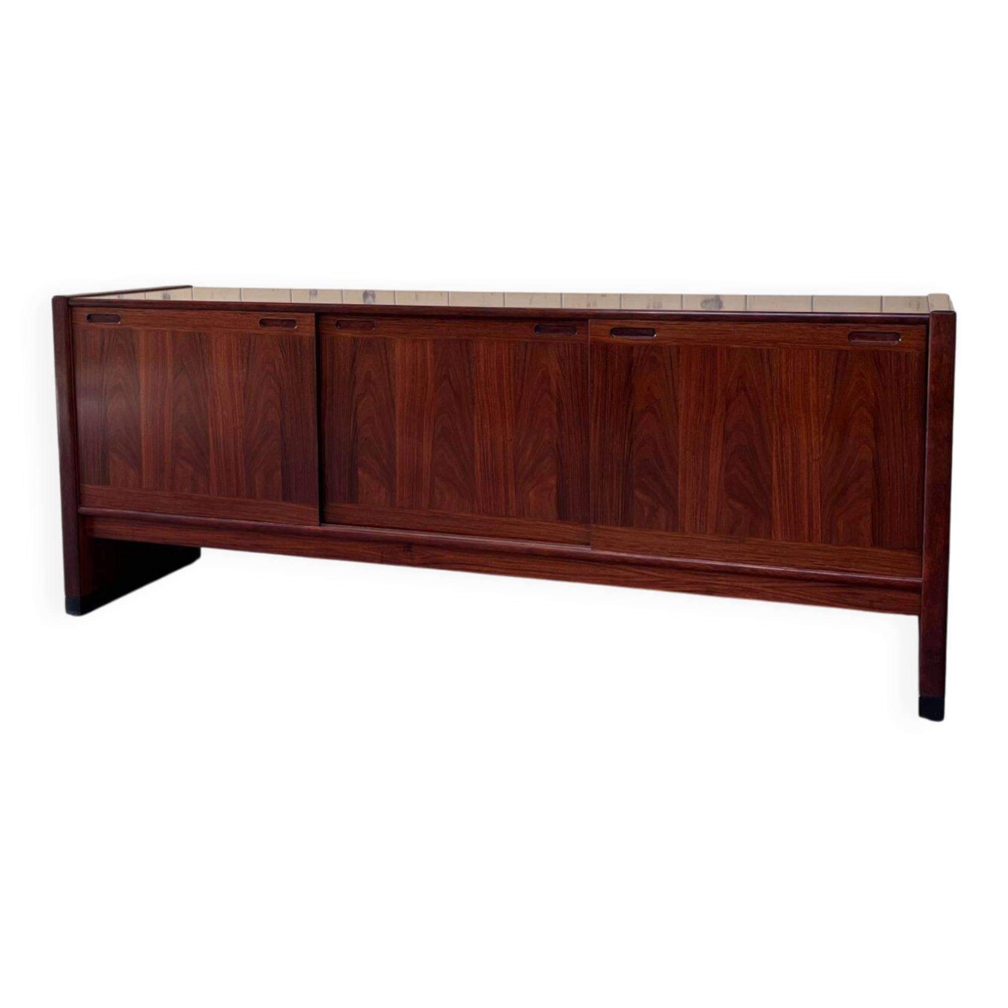 Vintage rosewood sideboard by Skovby