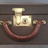 Louis Vuitton suitcase from 1920 in vuittonite