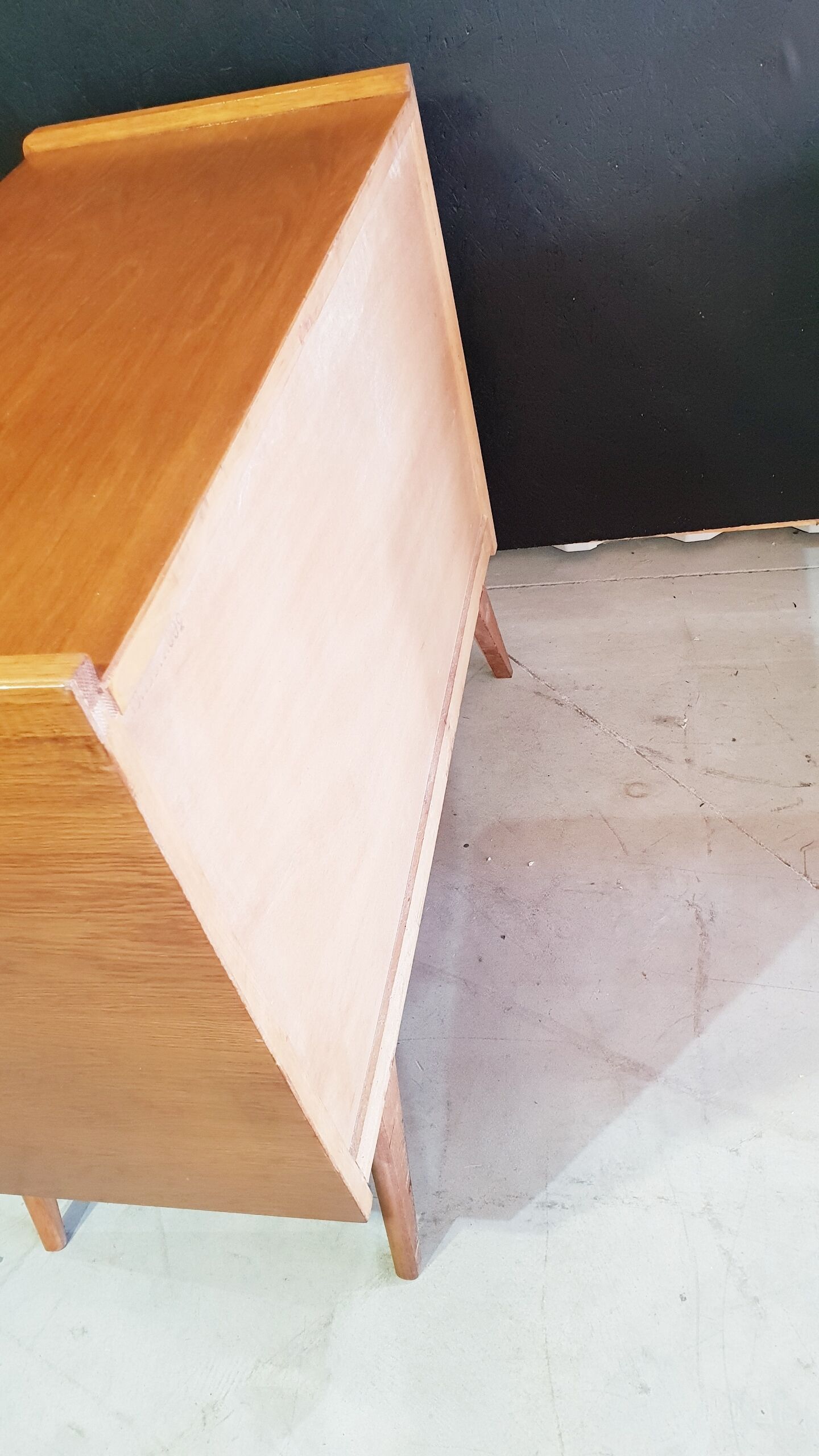 Vintage chest of drawers