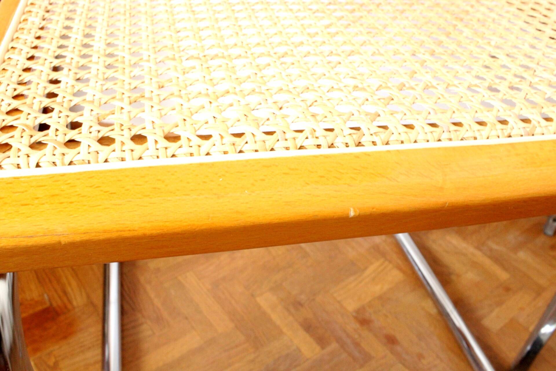 Fauteuil B64 en bois et cannage d'après Marcel Breuer