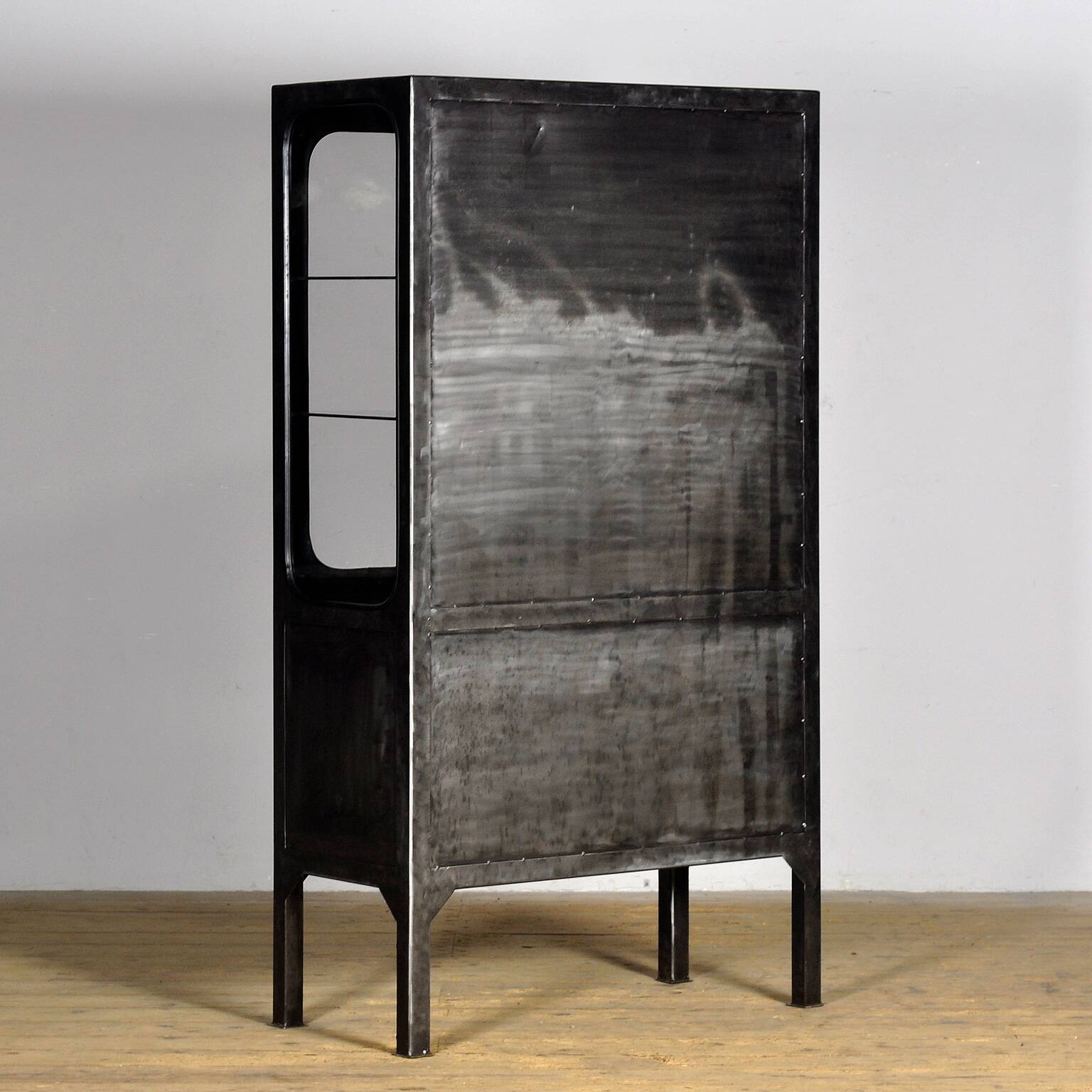 armoire à pharmacie polie, années 1970