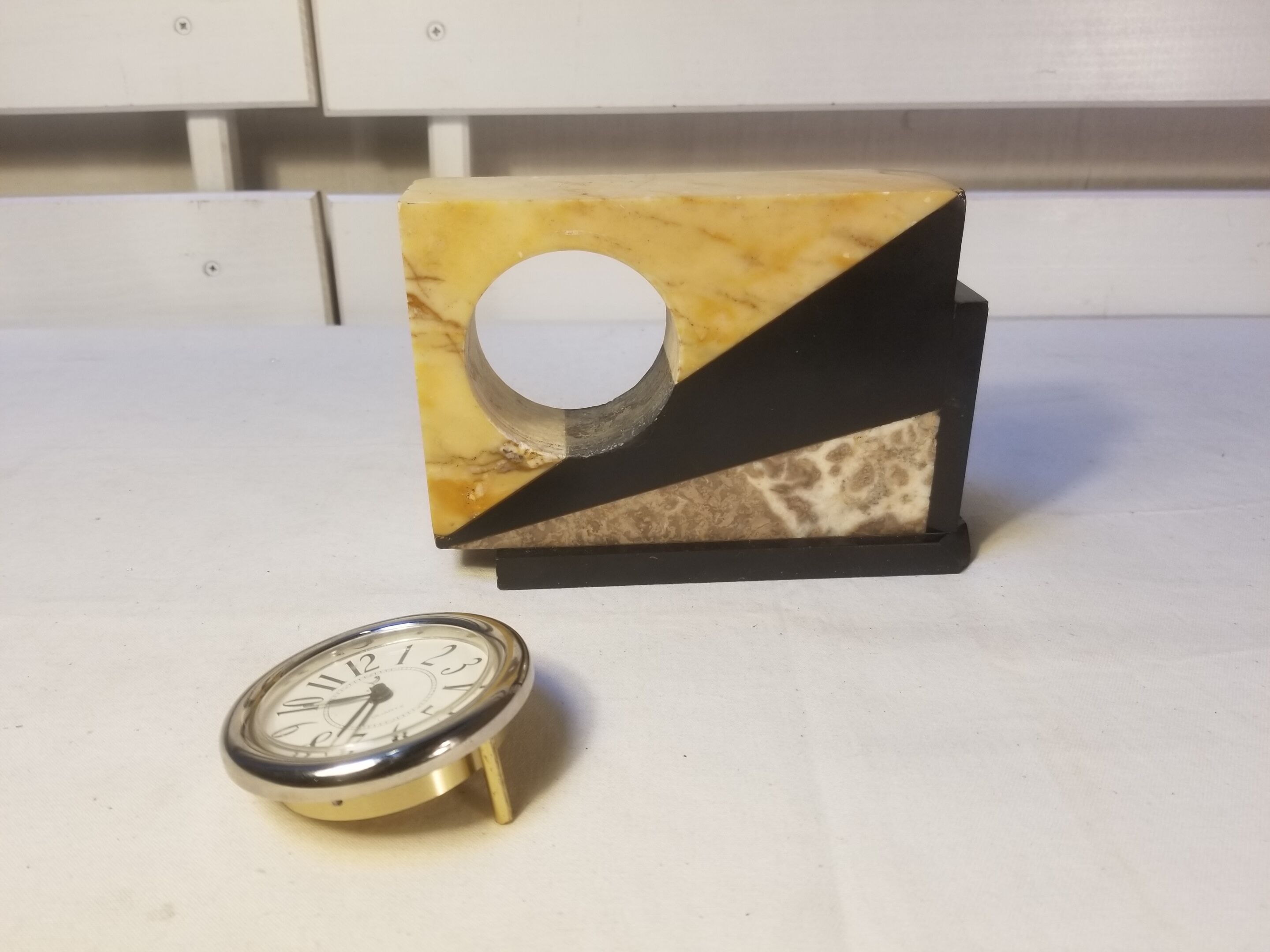 JAZ Quartz Clock Art Deco Marble Style - Table Clock