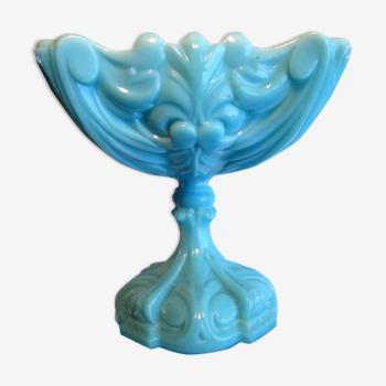 Beautiful old square cut, standing, in blue opaline, carved with acanthus