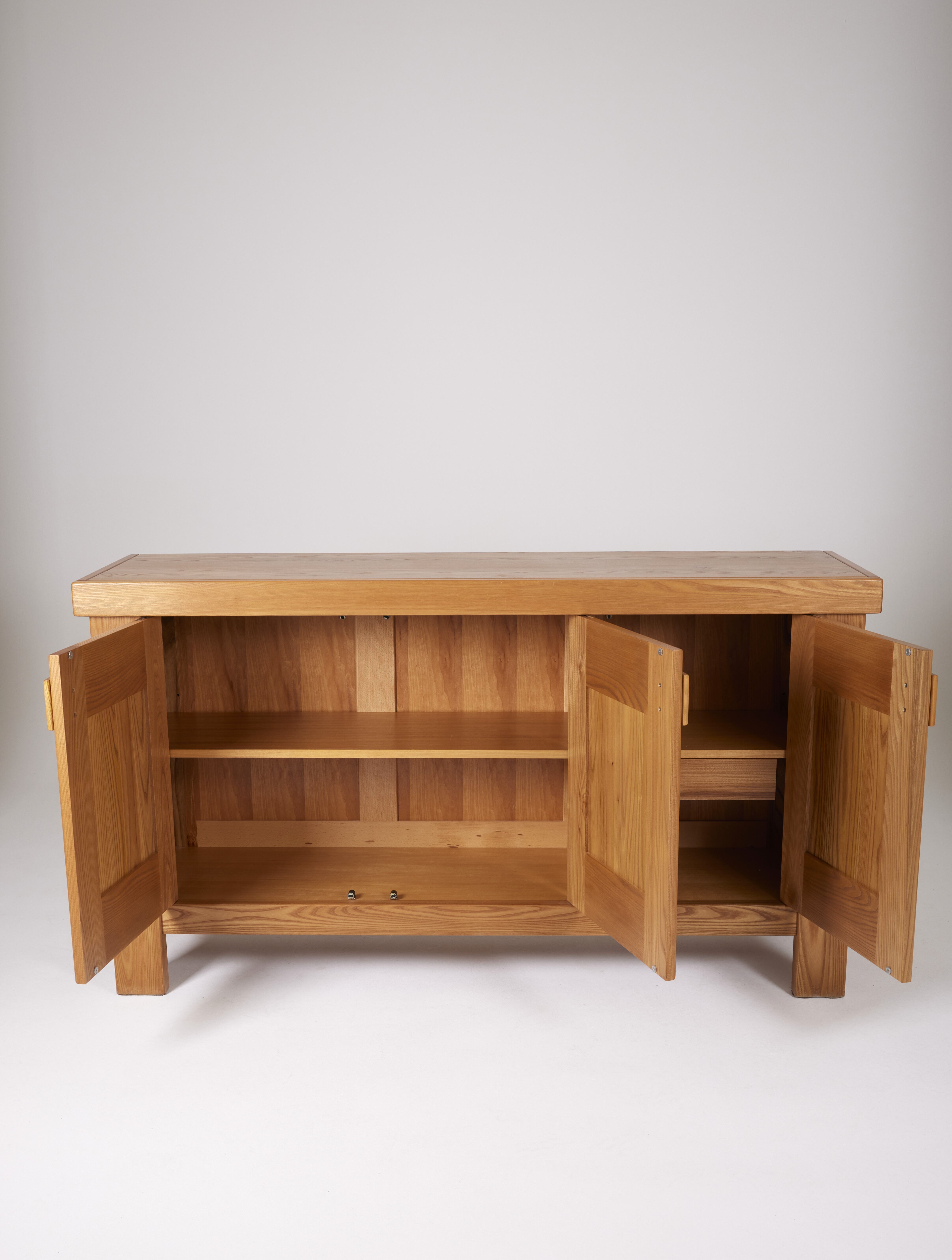 Solid elm sideboard House Regain 1970s