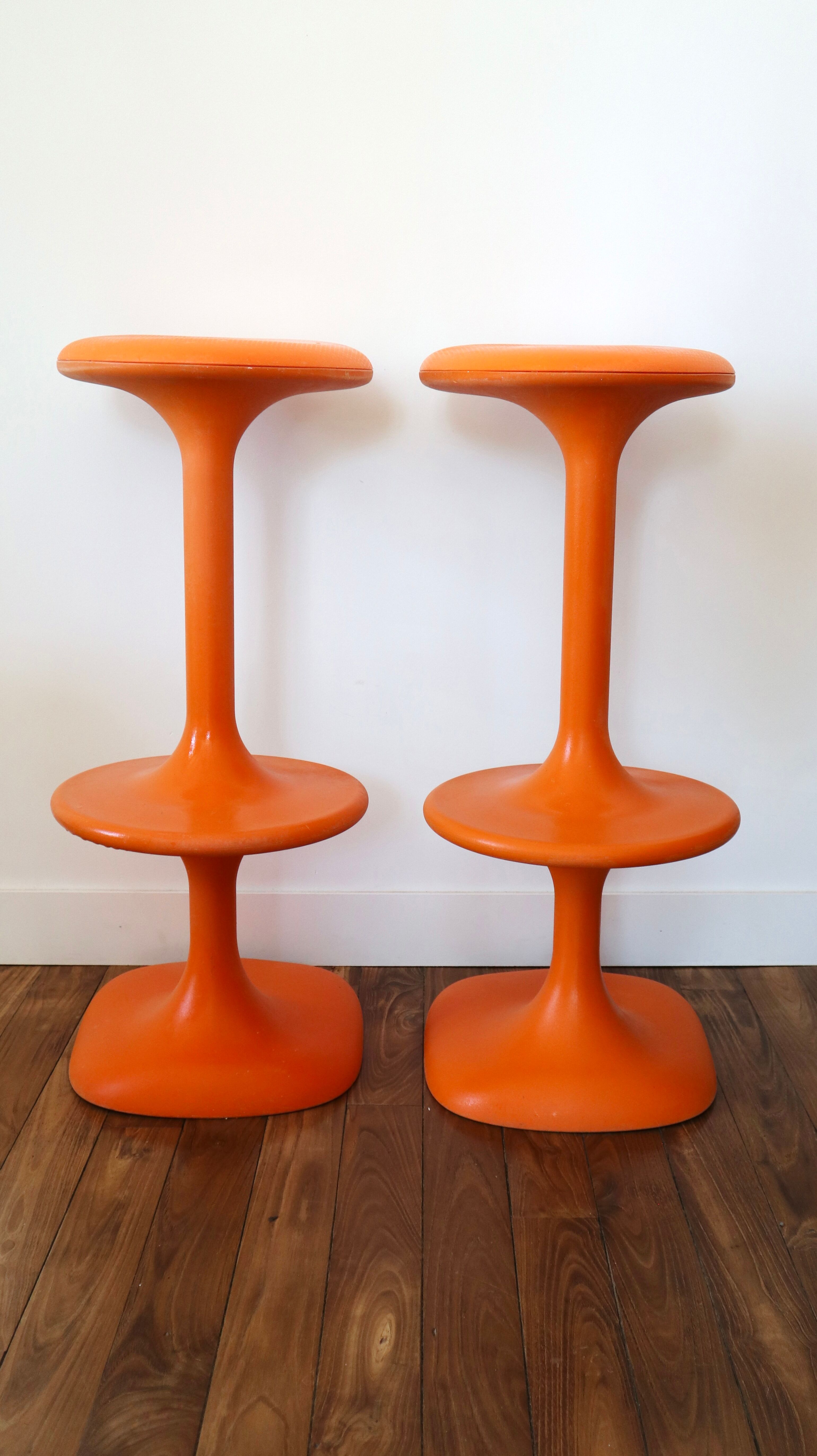 Pair of bar stools model Kant by Karim Rachid
