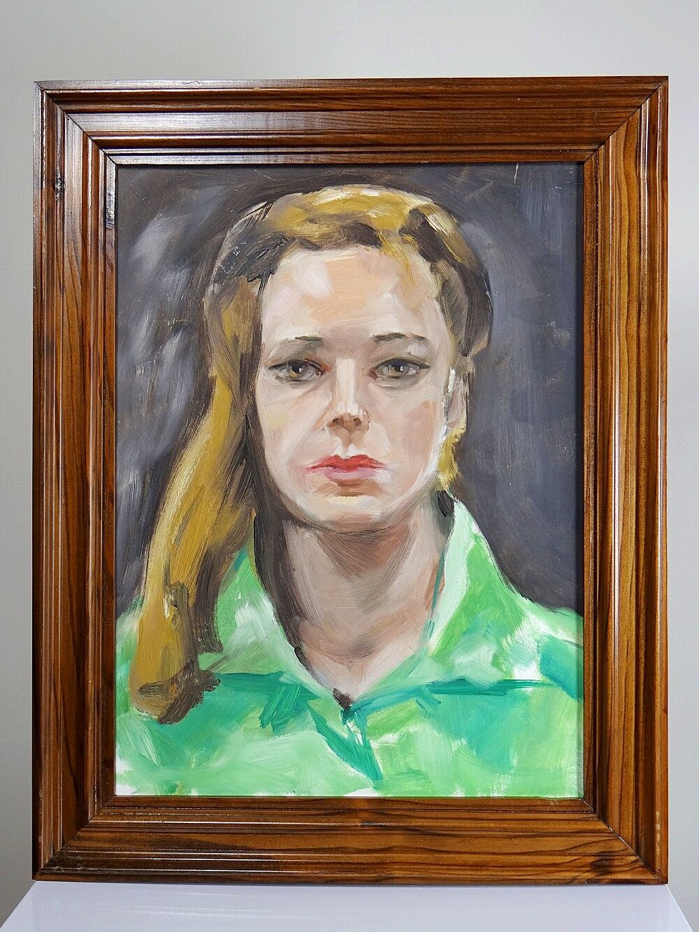 Portrait "La Femme en vert" vintage huile sur carton entoilé encadrement bois