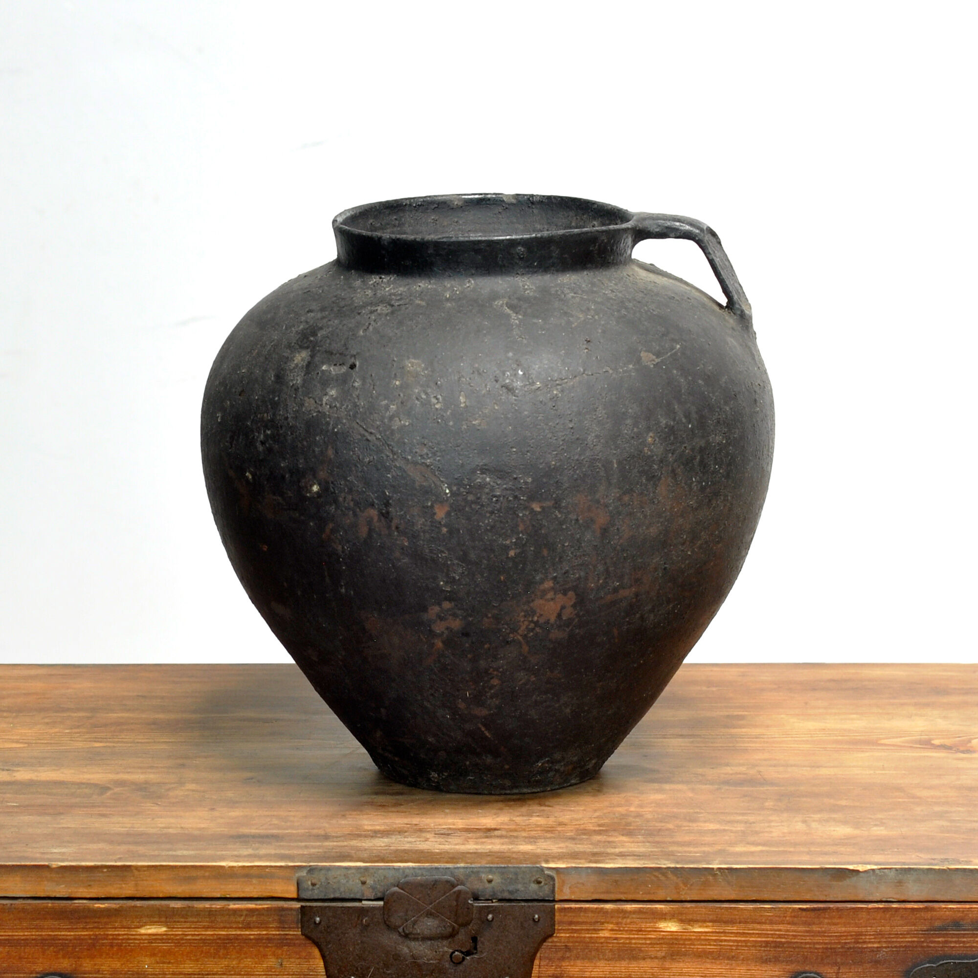 Antique earthenware pot from Moldova, circa 1850