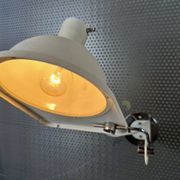 1970s white satin Italian wall lamp by Grignani for Luci