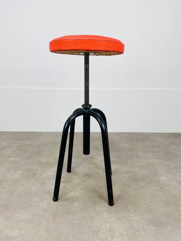 Tabouret à vis vintage années 50 simili cuir rouge