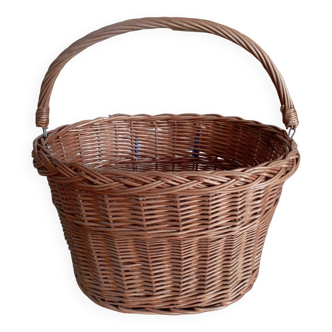 Wicker basket