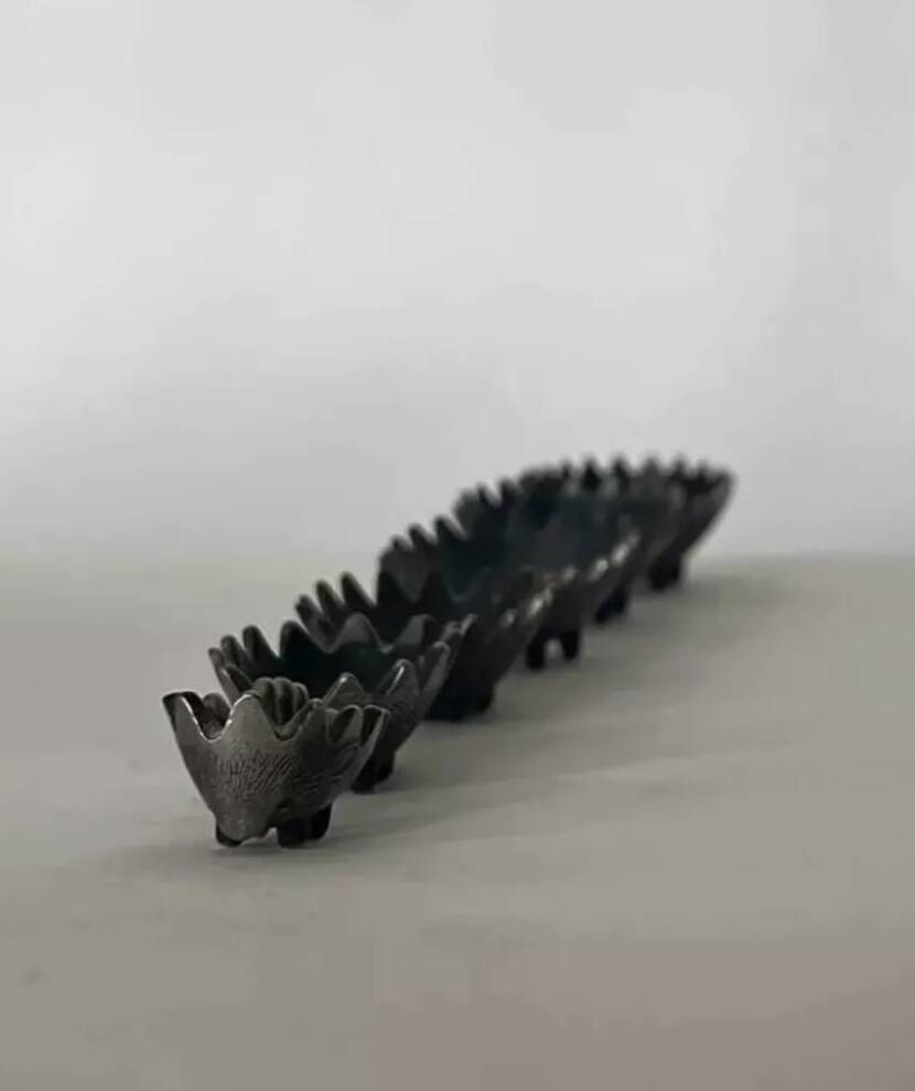 Famille de 6 Hérissons en métal par Walter Bosse, design 1950