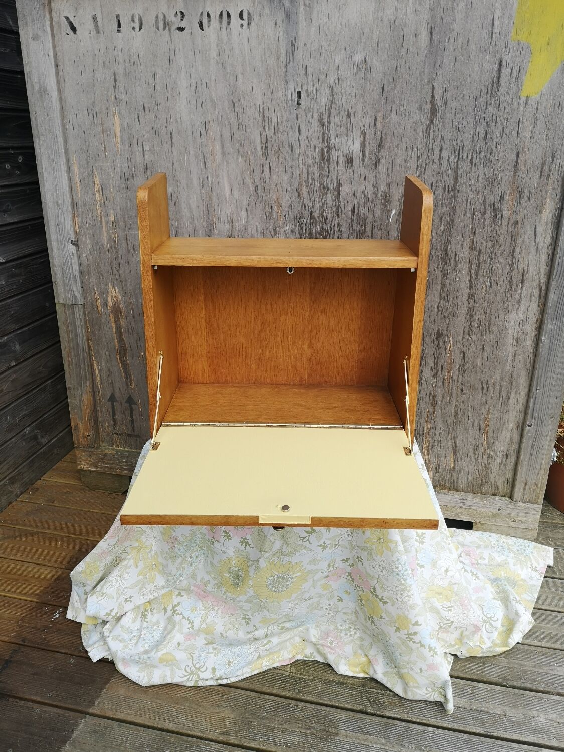 Vintage SAM hanging desk