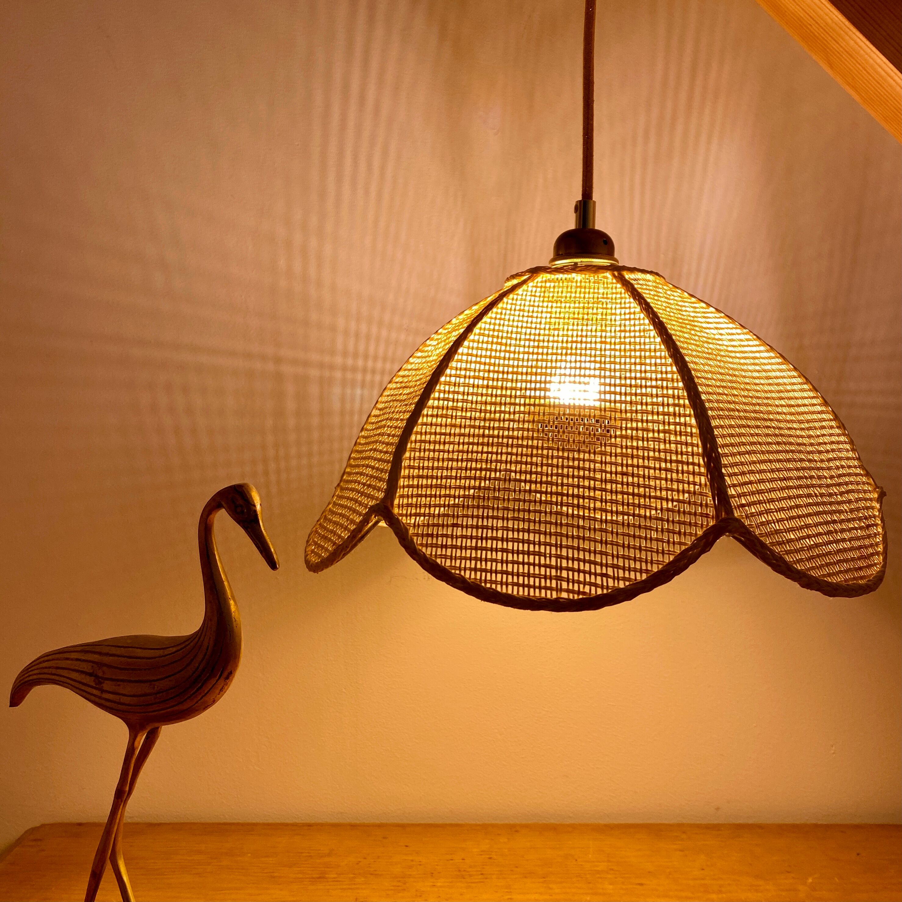 Vintage lampshade suspension