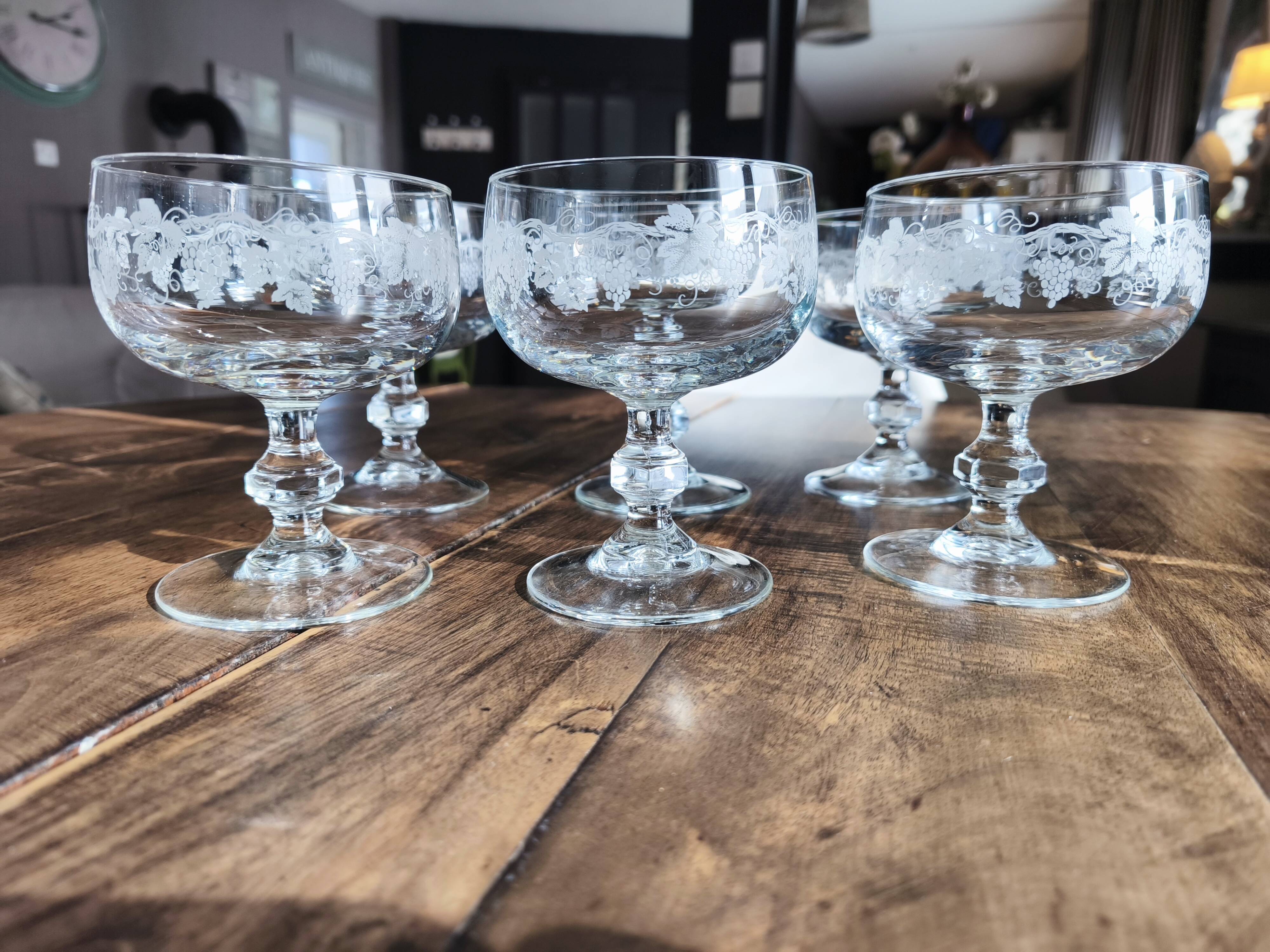 Set of 6 vintage glass champagne glasses with grape cluster filigree