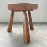 Flower coffee table set with elm tripod stools
