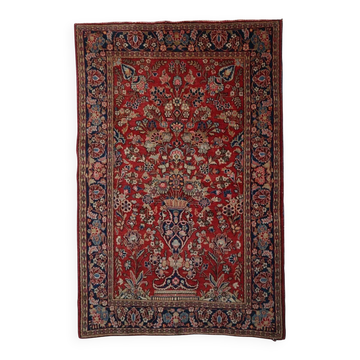 Handmade antique Persian Kashan rug 136cm x 204cm, 1910s