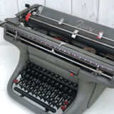 Rooy typewriter
