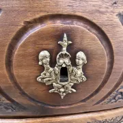 Louis XV walnut commode, 18th century