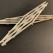 Paire de dessous de plat anciens extensibles métal argenté 1940