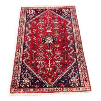 Tapis persan rouge en laine 158 x 110