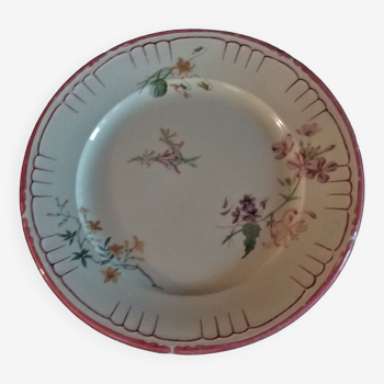 Assiette plate faïence de Choisy le Roi pour Au vase étrusque Paris