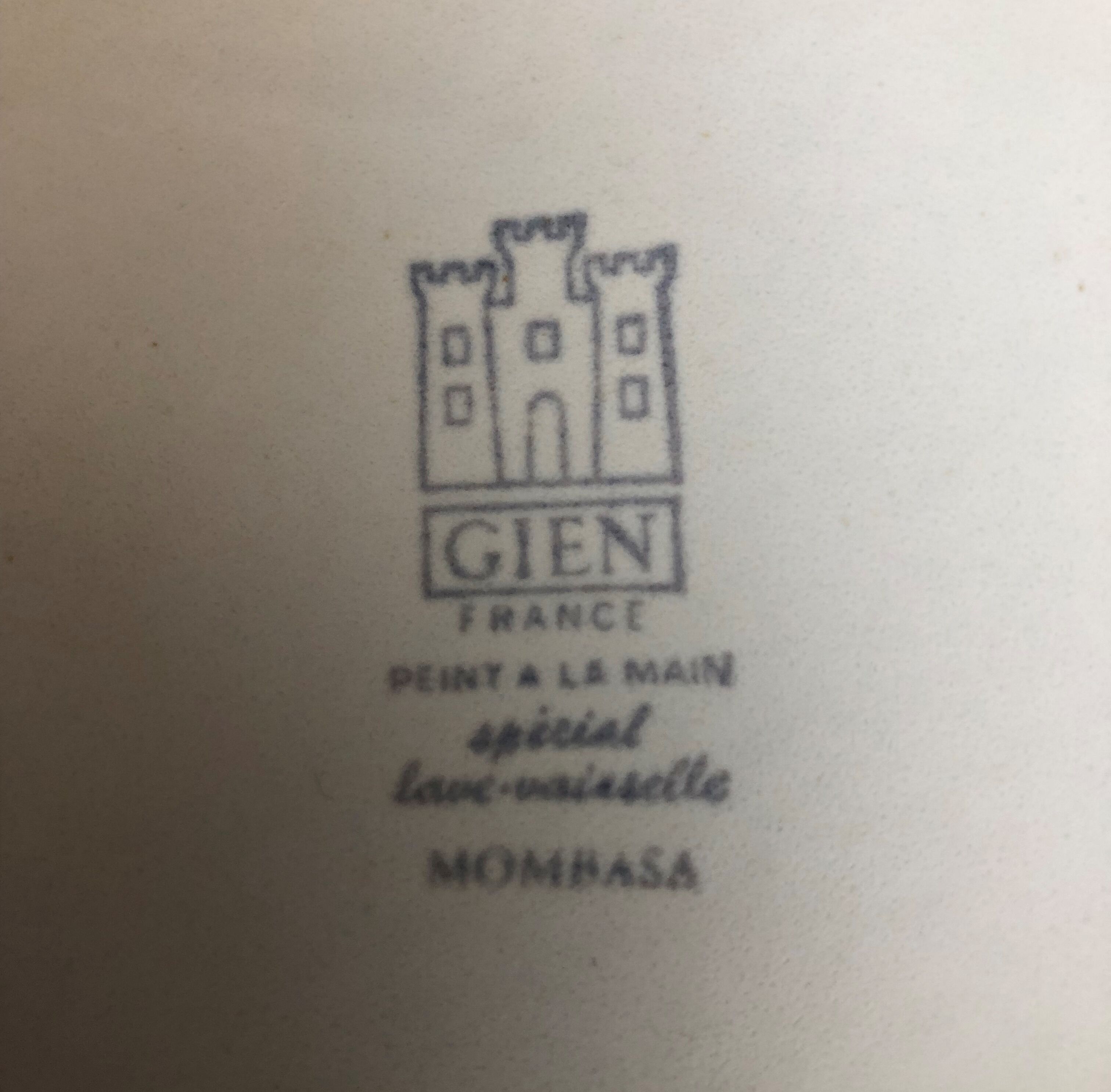 Soup pot in GIEN earthenware