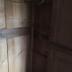 Old wardrobe in solid wood (drowning)