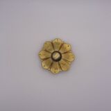 Ancient pierced petal