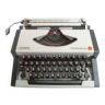 Olympia Traveler De Luxe typewriter