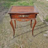 Coiffeuse française en palissandre de style Louis XV marqueterie