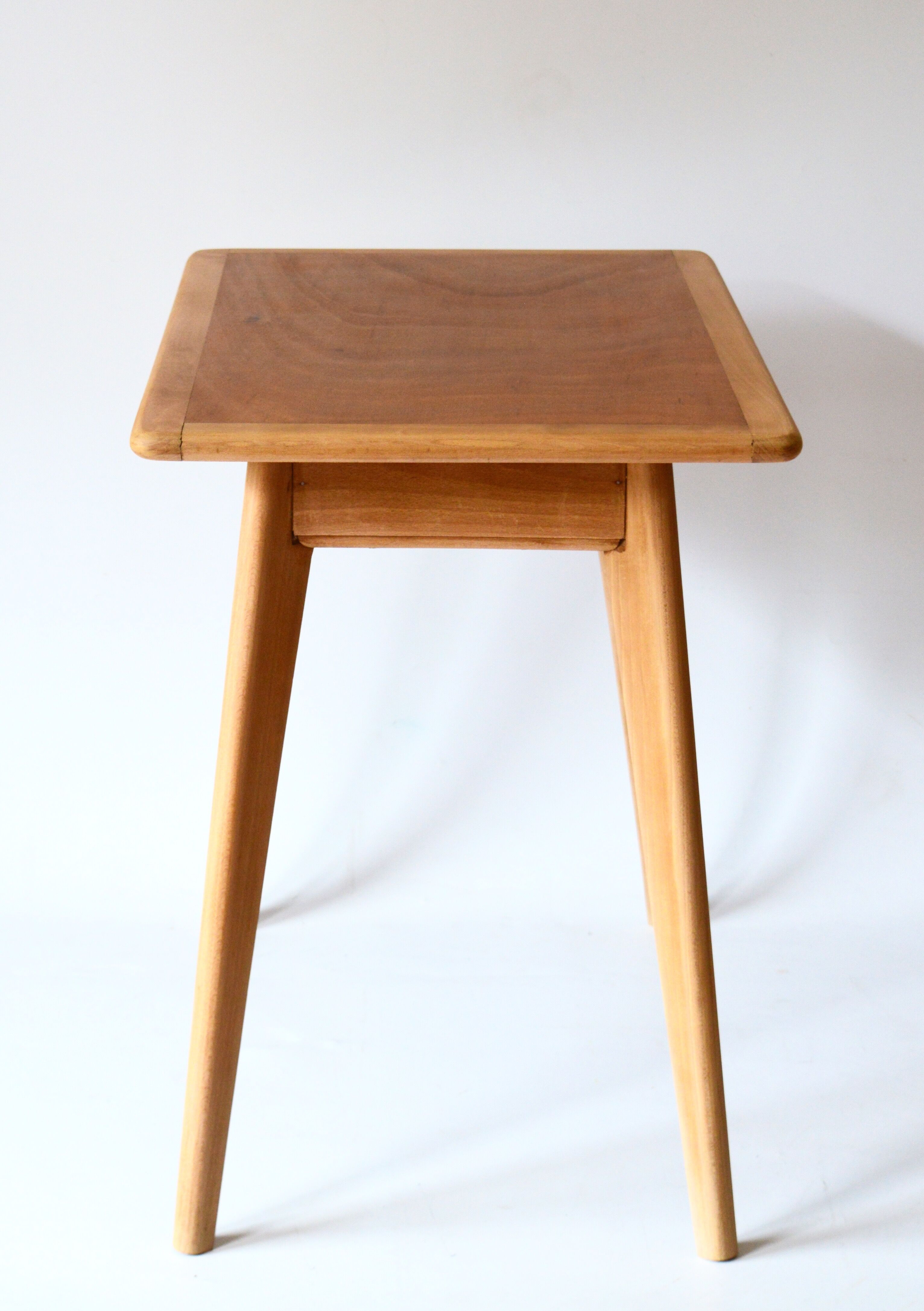 Table-office foot compass