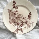 Assiette à dessert en terre de fer "Trémières" faïencerie de Salins