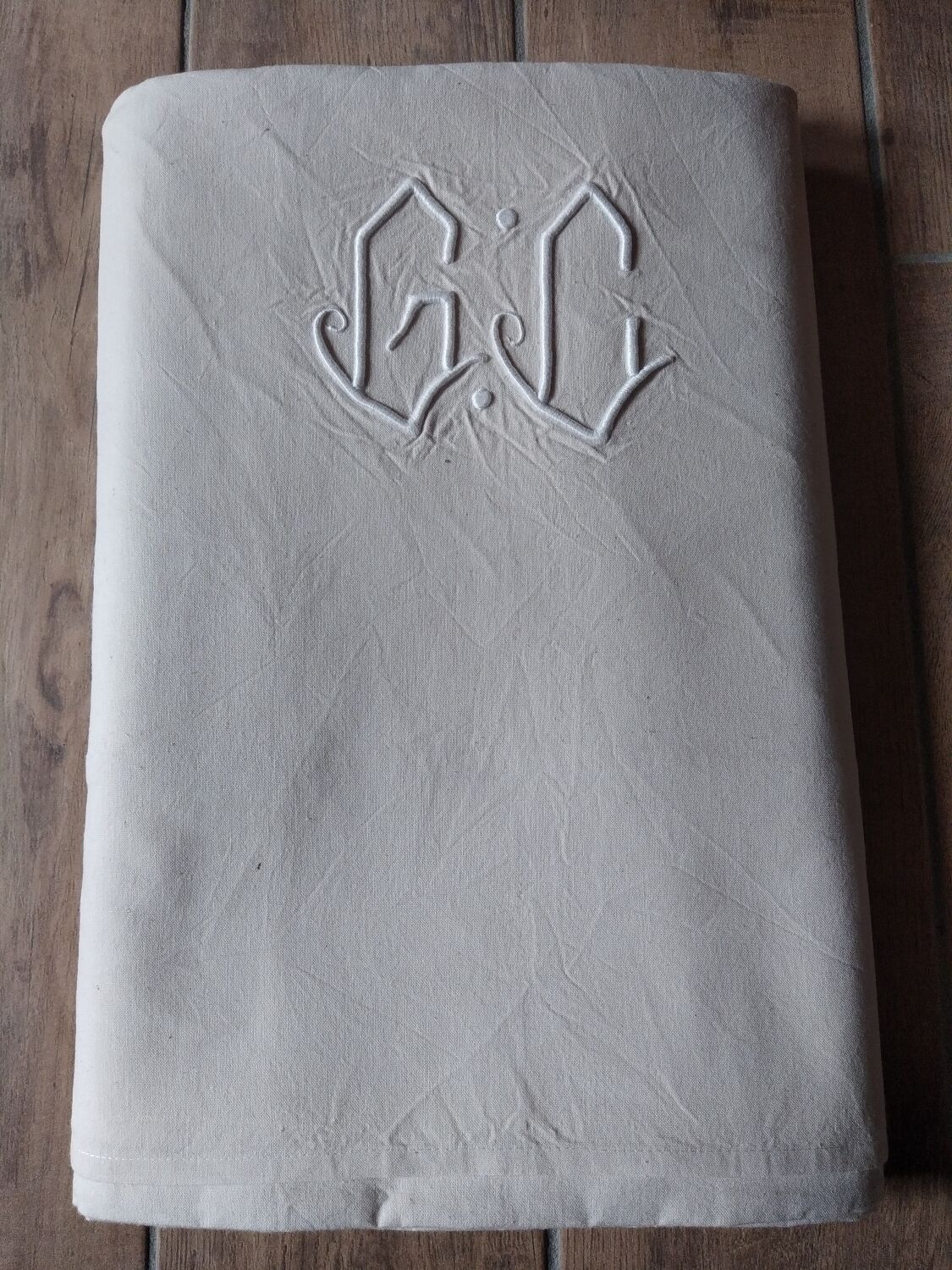 Old half-breed sheet monogrammed GC art deco style 205x326 cm