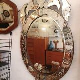 Large oval Venetian mirror with closed sides, 1940