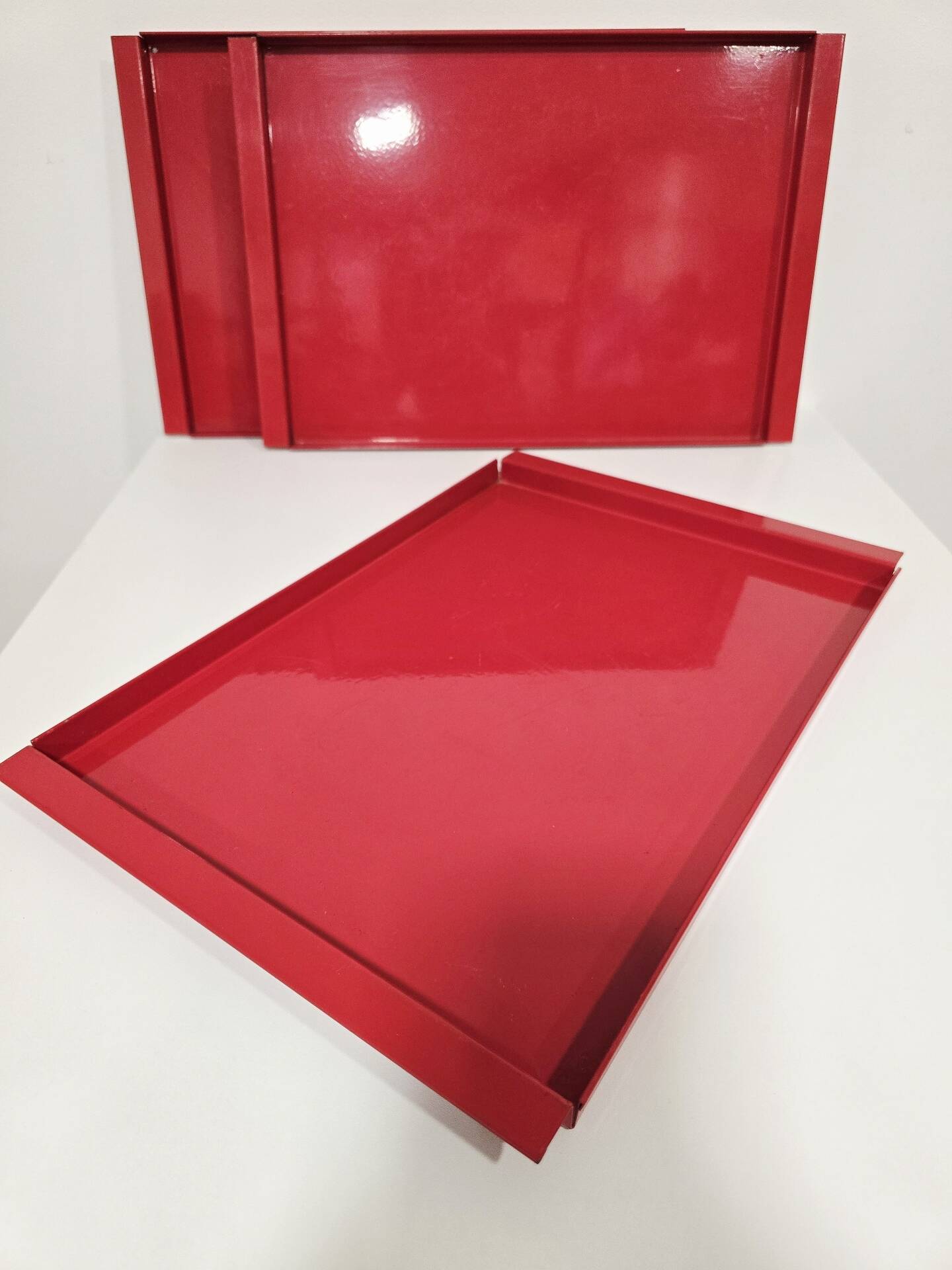 Vintage Italian Red Metal Trays / Mid-Century Modern Decorative Servin