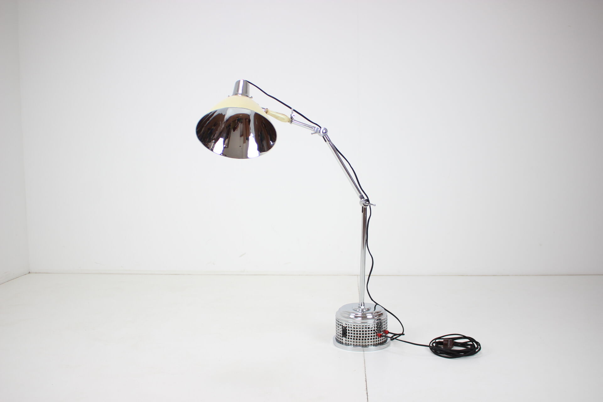 Art-deco adjustable floor or table lamp, Perihel.