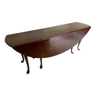 Large English table