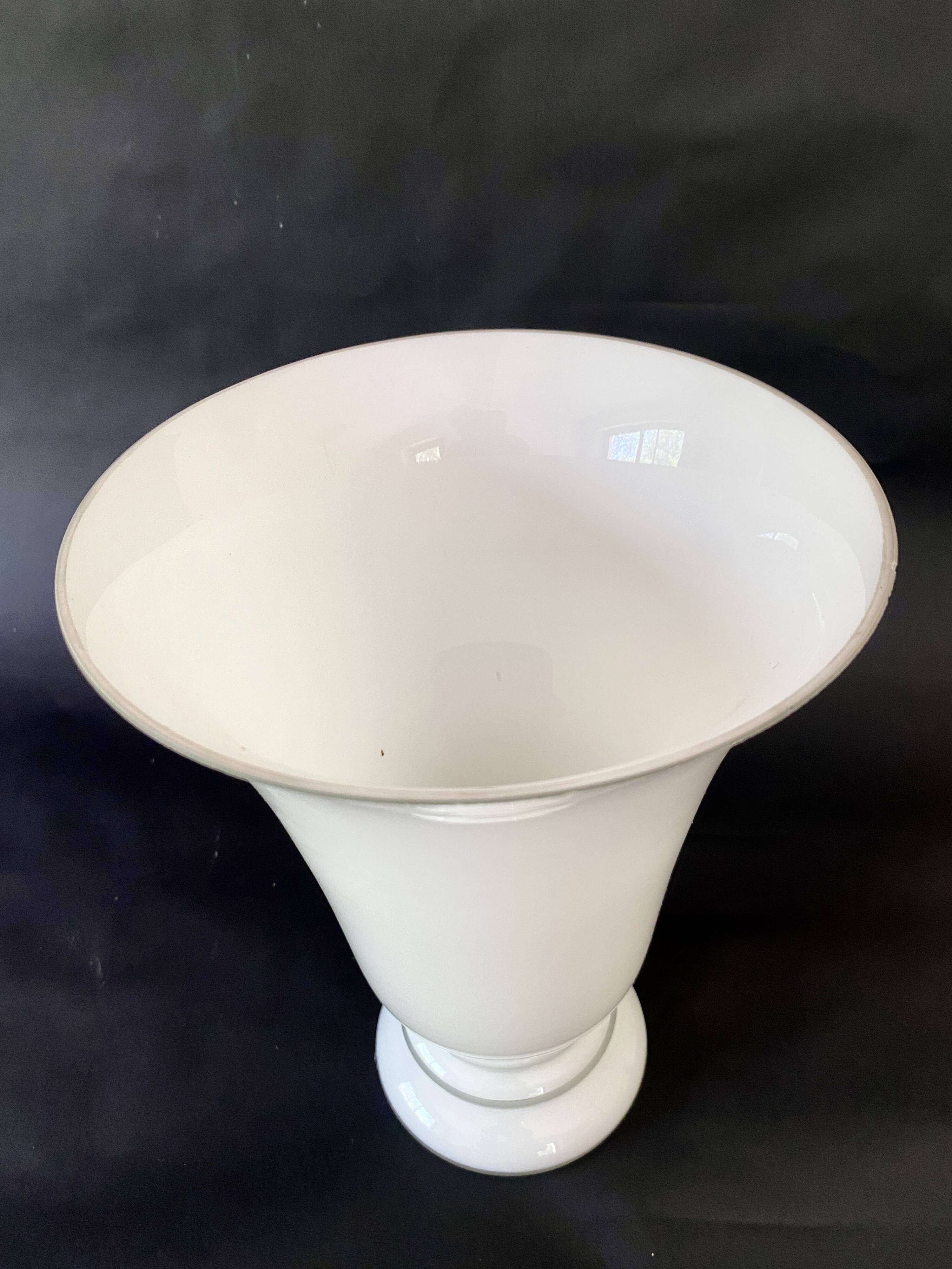 Lamoe tulipe en opaline, câble tissu neuf