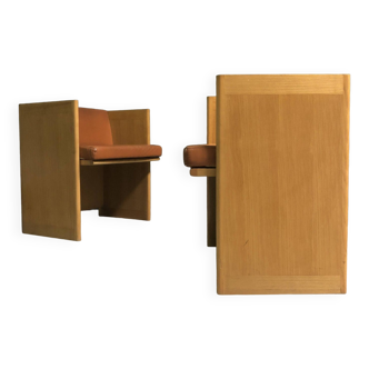 Paire de fauteuils cubiques italiens des années 1980