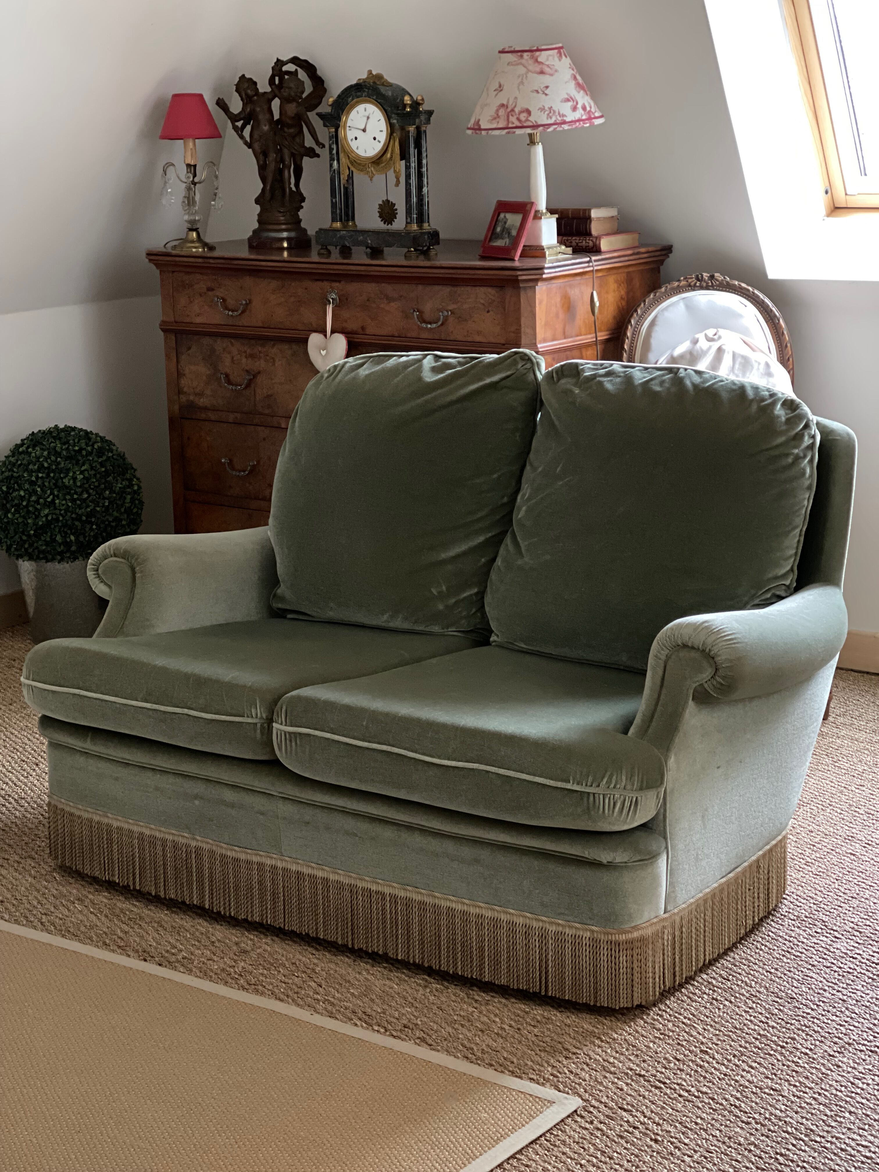 Sofa 2 places green velvet