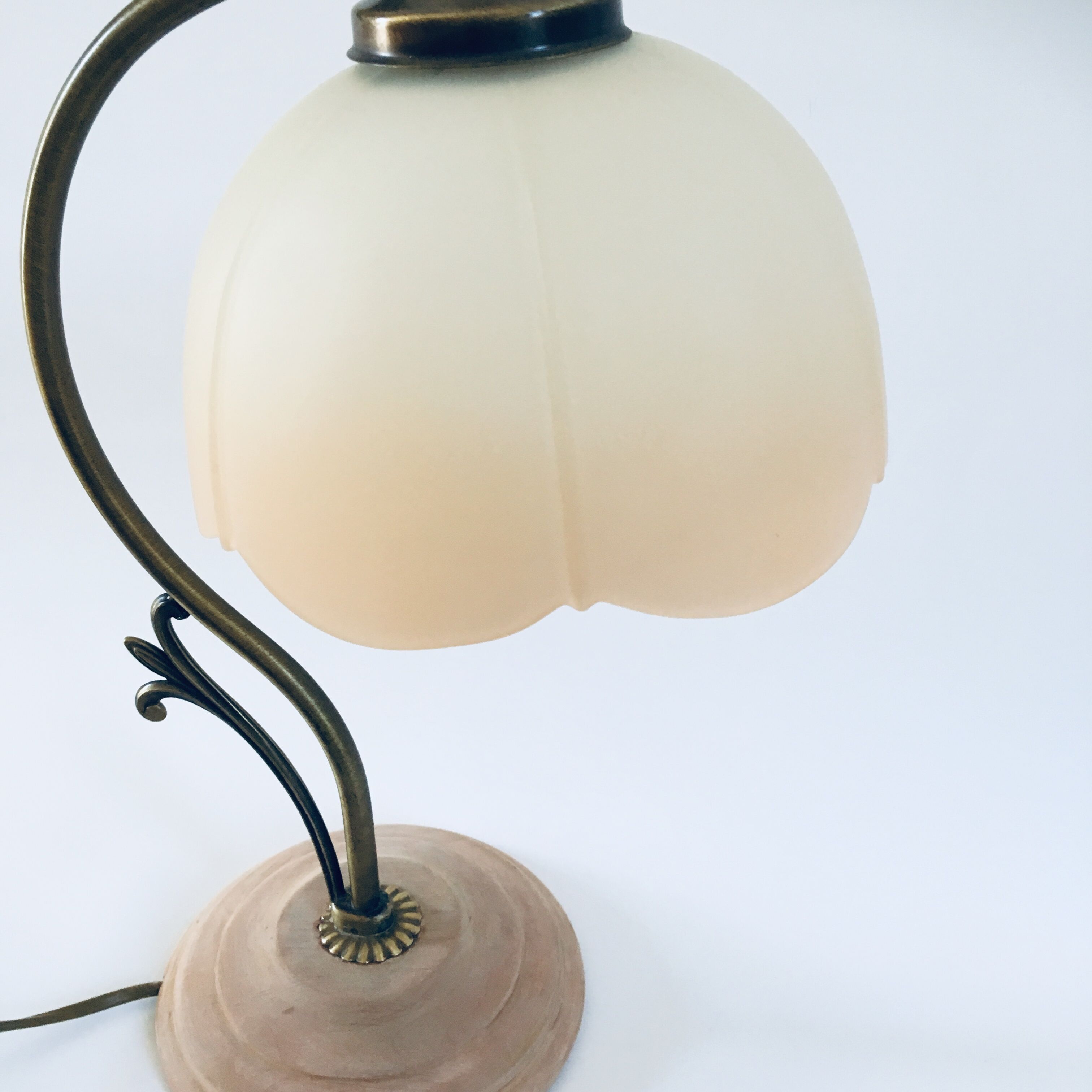 Art deco bedside lamps