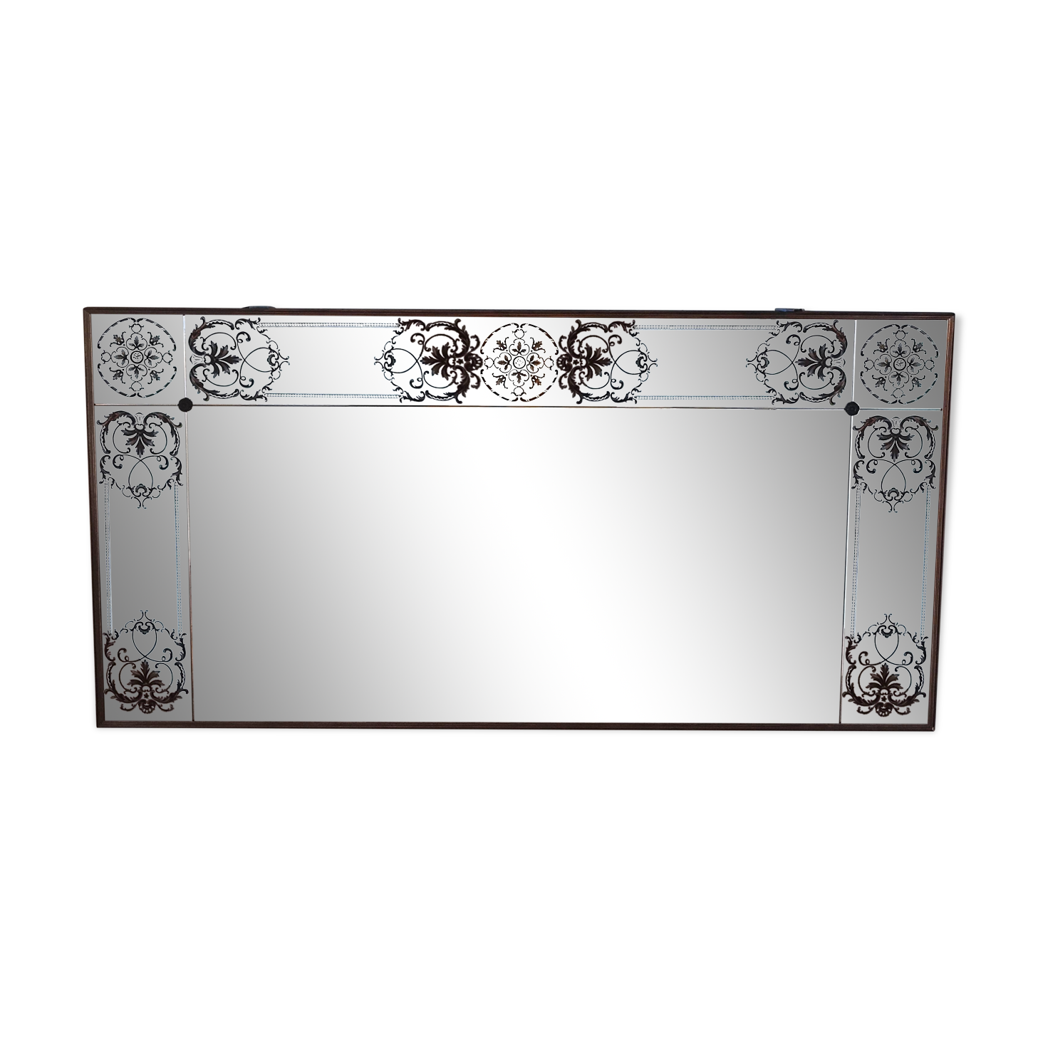 Bistro/brewery mirror