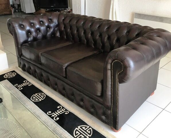 Canapé Chesterfield chocolat 3 places