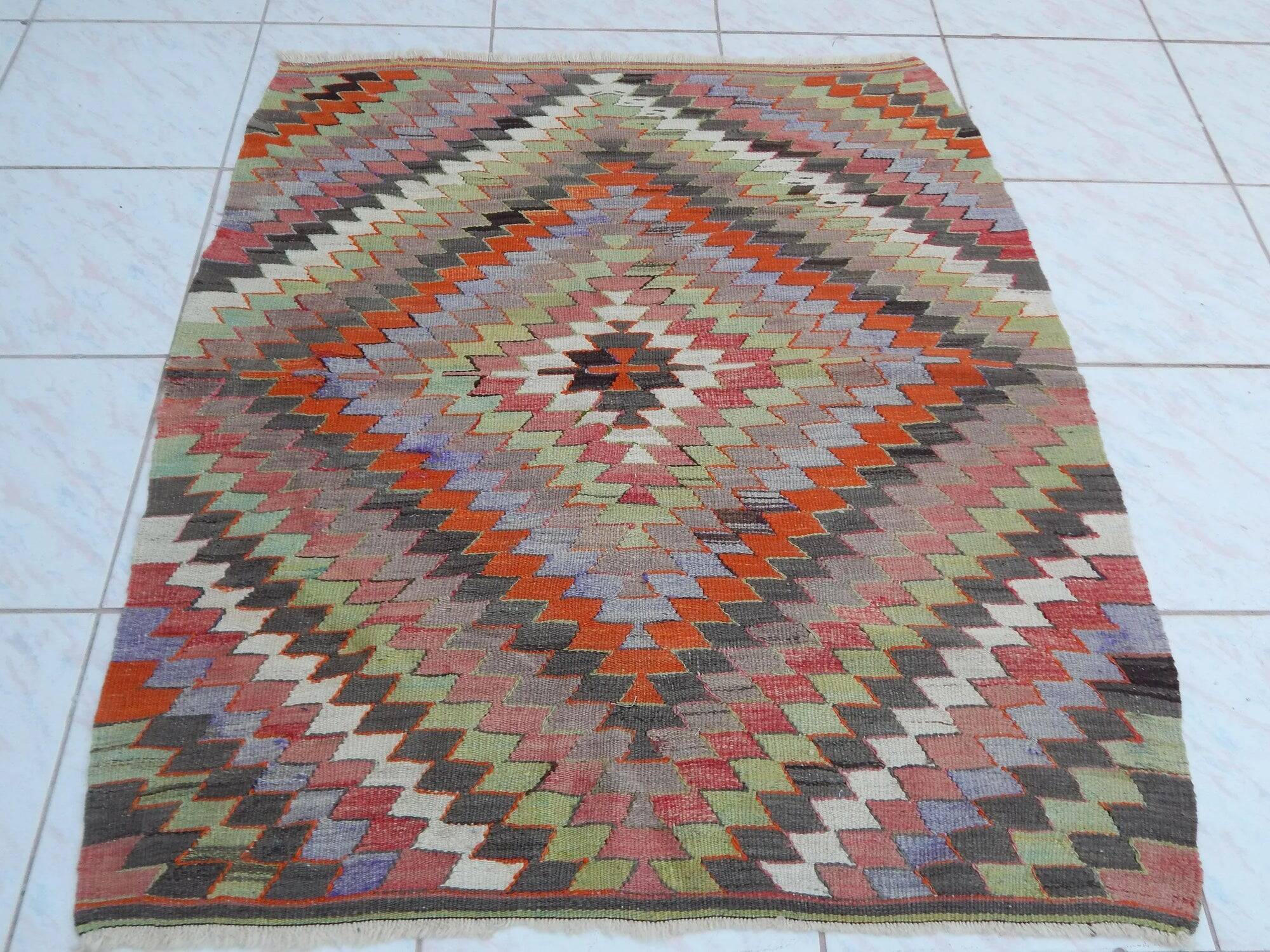 Vintage Turkish kilim, handwoven, 100x120 cm.
